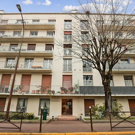 L'Olympique Apartment แวร์ซาย ภายนอก รูปภาพ